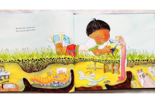 The-Bookworm-9781408893012-inside2.jpg