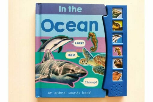 In the Ocean an Animal Sounds Book 9781839239168