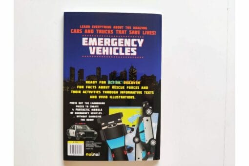 Emergency Vehicles 4 Easy to Assemble Models9782889358274